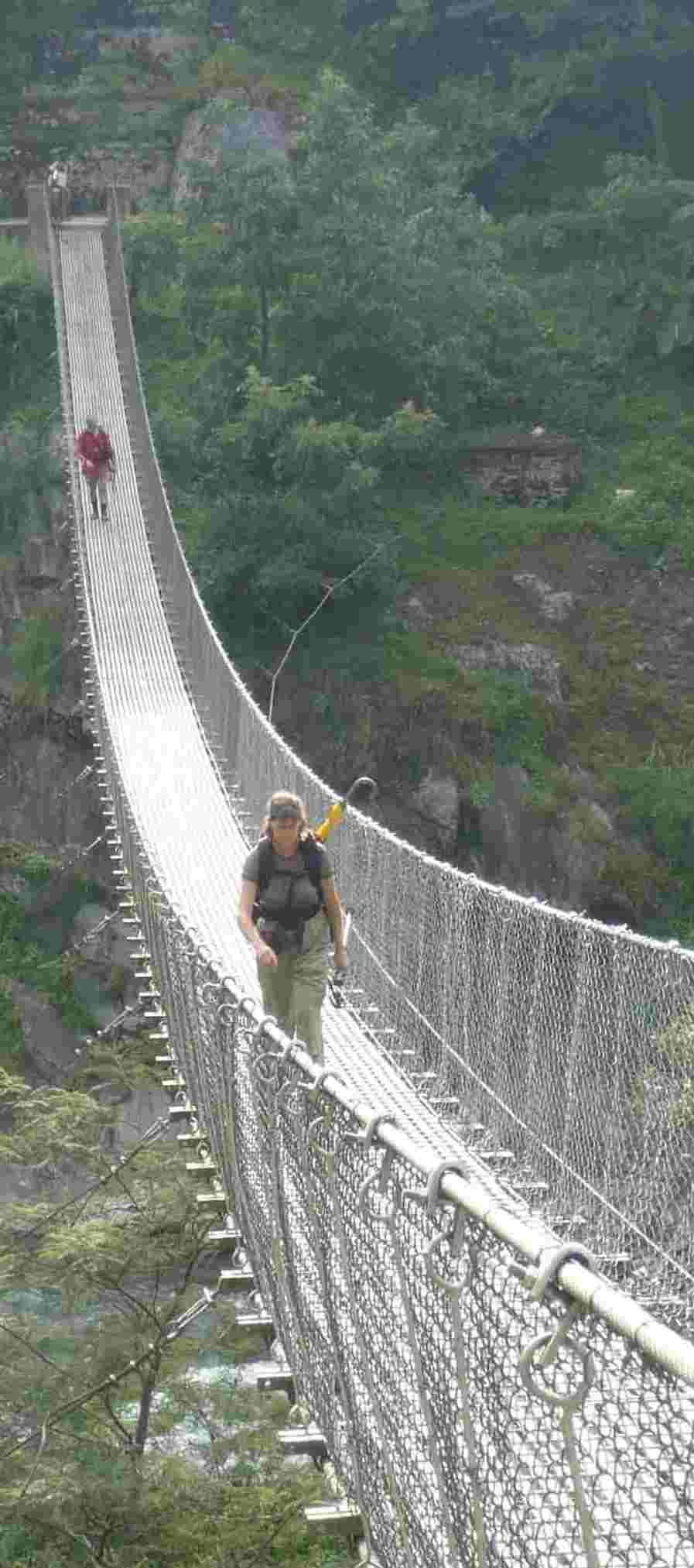 Bridge below Sablakhu